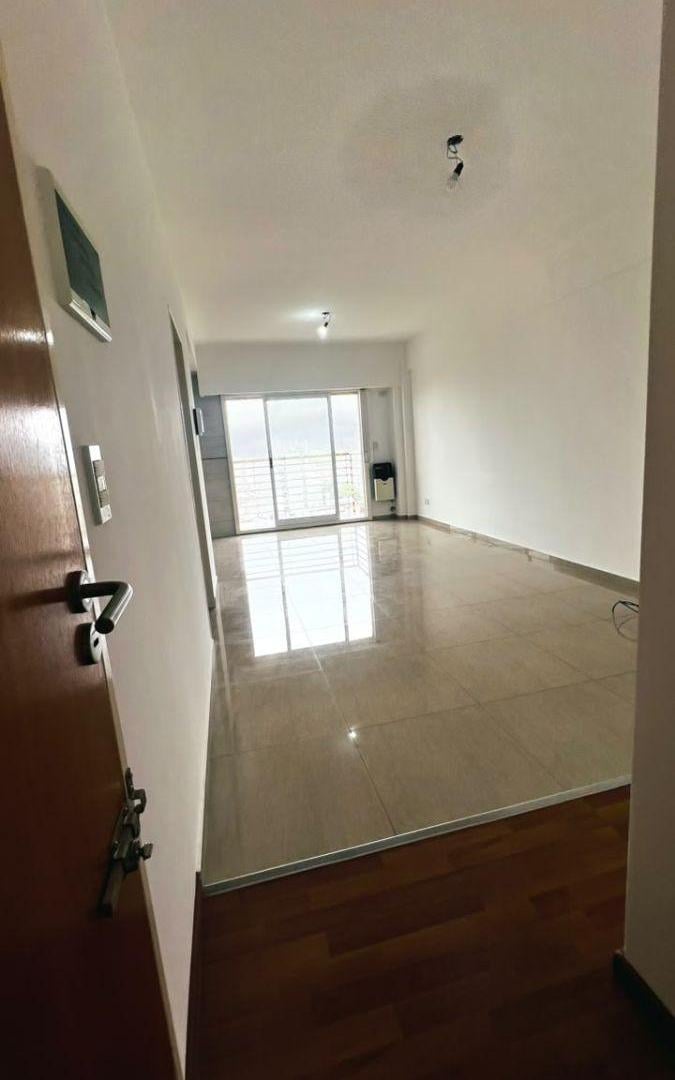 Foto de 2 ambientes en alquiler - Caballito norte , a mts de San Martin y Juan, imagen 3