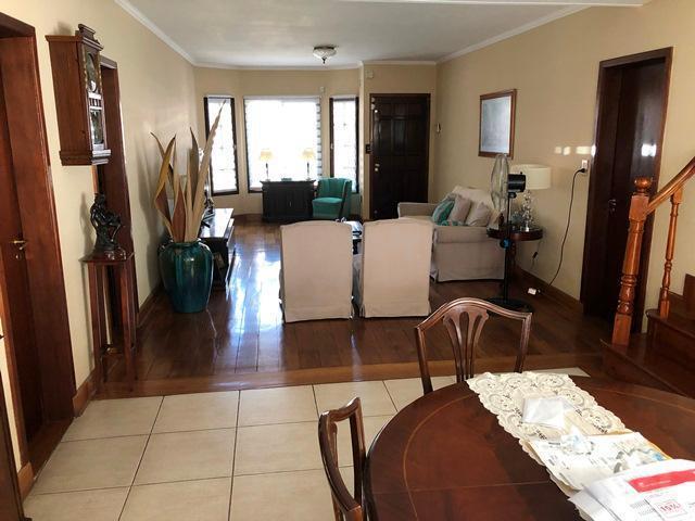 Foto de Chalet 5 Ambientes en Venta - Haedo, Barrio Güemes, imagen 2
