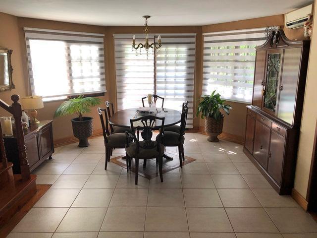 Foto de Chalet 5 Ambientes en Venta - Haedo, Barrio Güemes, imagen 5