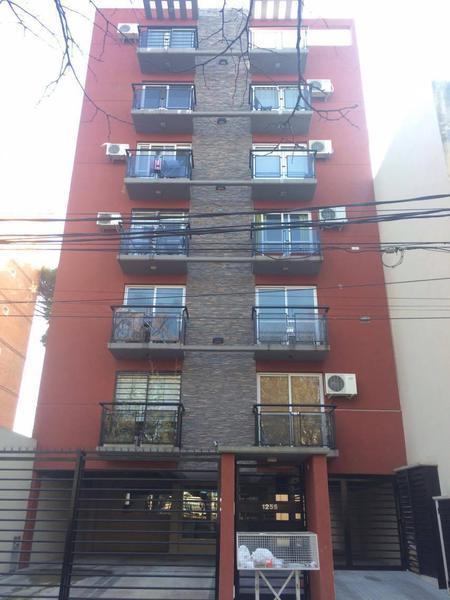 Departamento 1 Ambiente Con Cochera en Venta - Haedo