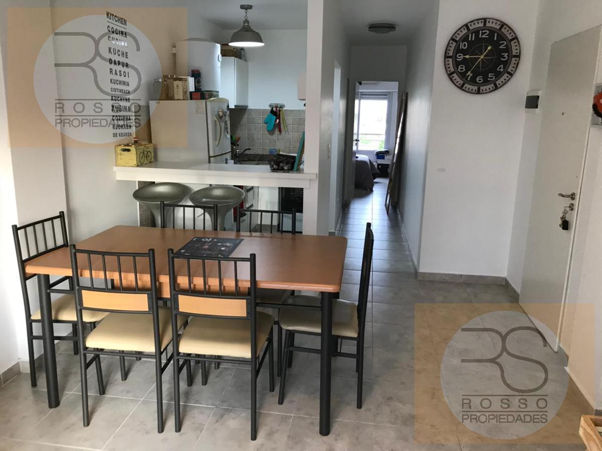 Departamento 2 Ambientes con Cochera en Venta - Morón Sur