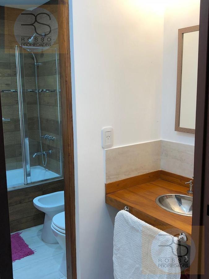 Casa 4 Ambientes en Venta - Costa del Este 5