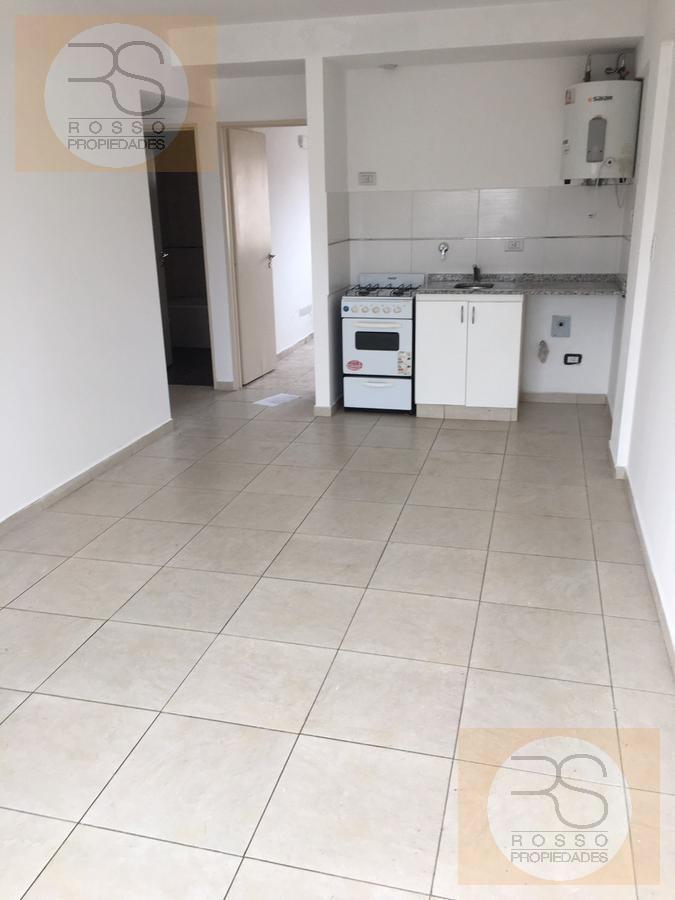 Foto de Departamento 2 Ambientes en Venta - Villa Luzuriaga, imagen 3