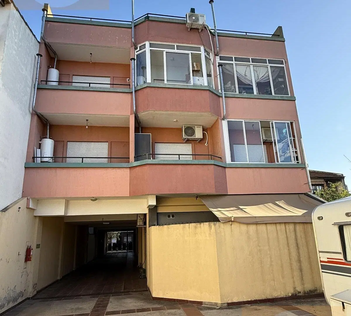 Departamento 2 Ambientes con Cochera en Alquiler - Villa Luzuriaga 4