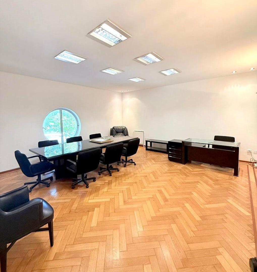 Foto de VENTA PISO CON AMPLIAS Y ELEGANTES OFICINAS EN EDIFICIO DE PATRIMONIO, imagen 3