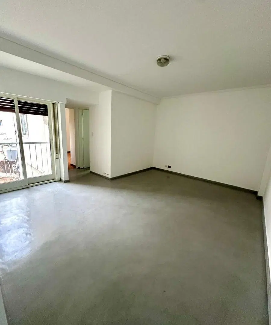 VENTA DEPARTAMENTO 2 AMBIENTES REFACCIONADO A NUEVO EXCELENTE OPORTUNIDAD EN BELGRANO CHICO 8