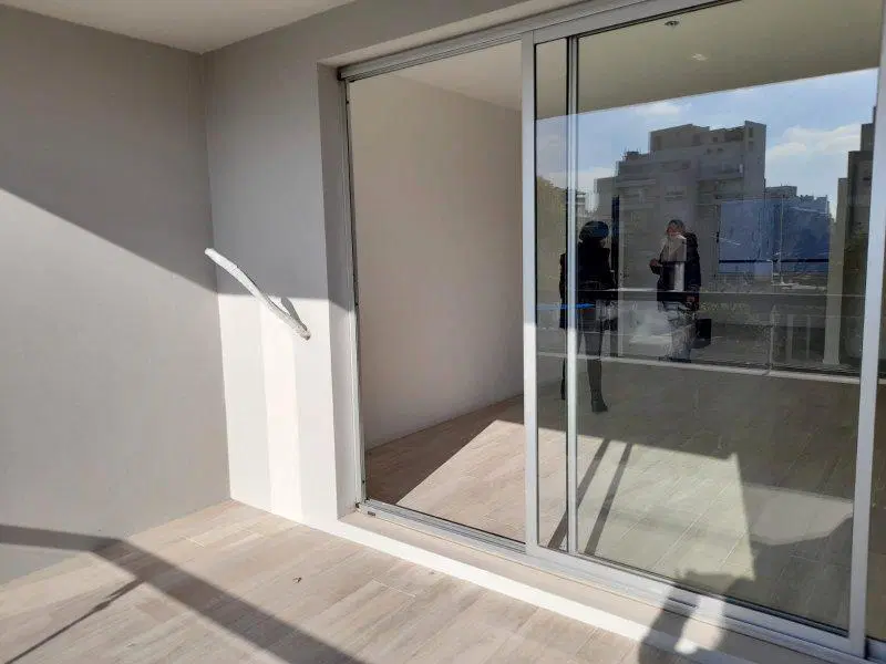 VENTA DEPARTAMENTO MONOAMBIENTE AMPLIO TERMINADO A ESTRENAR POSESIÓN INMEDIATA 8