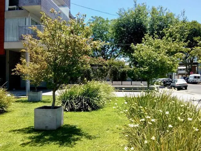 OPORTUNIDAD!!! VENTA COCHERAS HOLMBERG ON EN LA NUEVA Y RENOVADA URQUIZA JOVEN 4