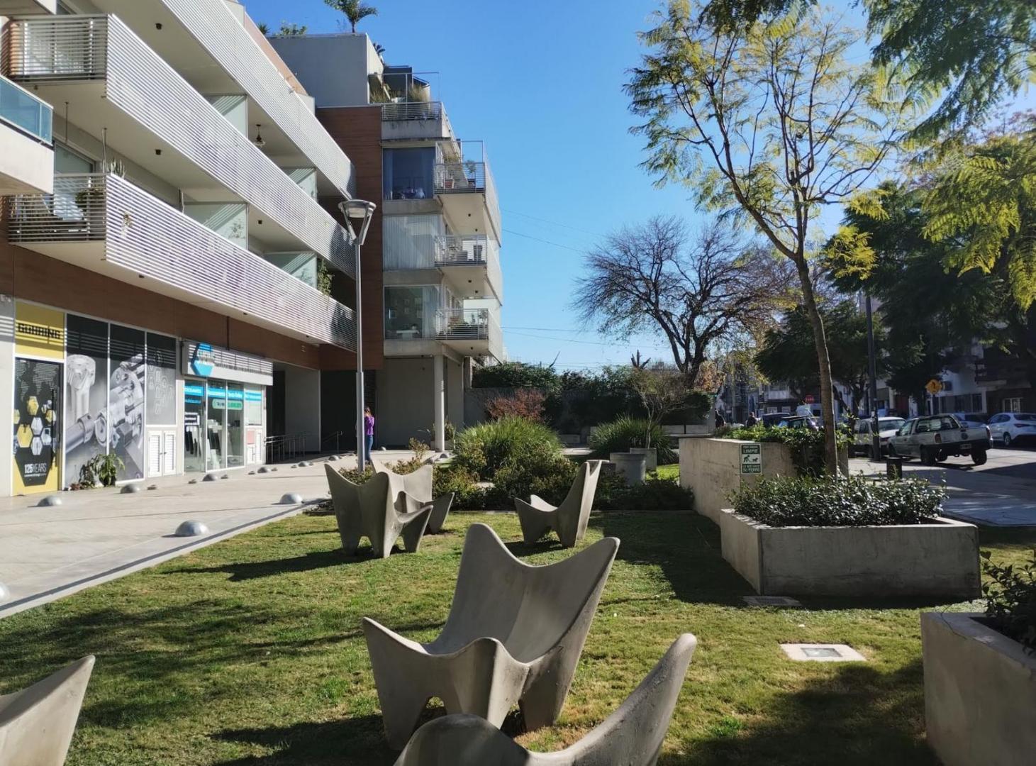 Foto de ¡¡NUEVO PRECIO!! VENTA COCHERA MUY AMPLIA EN BARRIO PARQUE, imagen 5