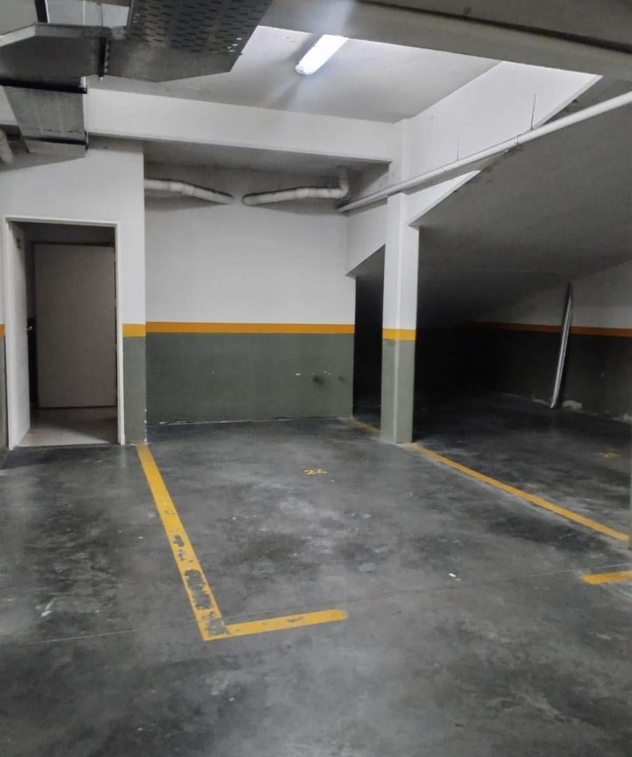 Foto de ¡¡NUEVO PRECIO!! VENTA COCHERA MUY AMPLIA EN BARRIO PARQUE, imagen 1