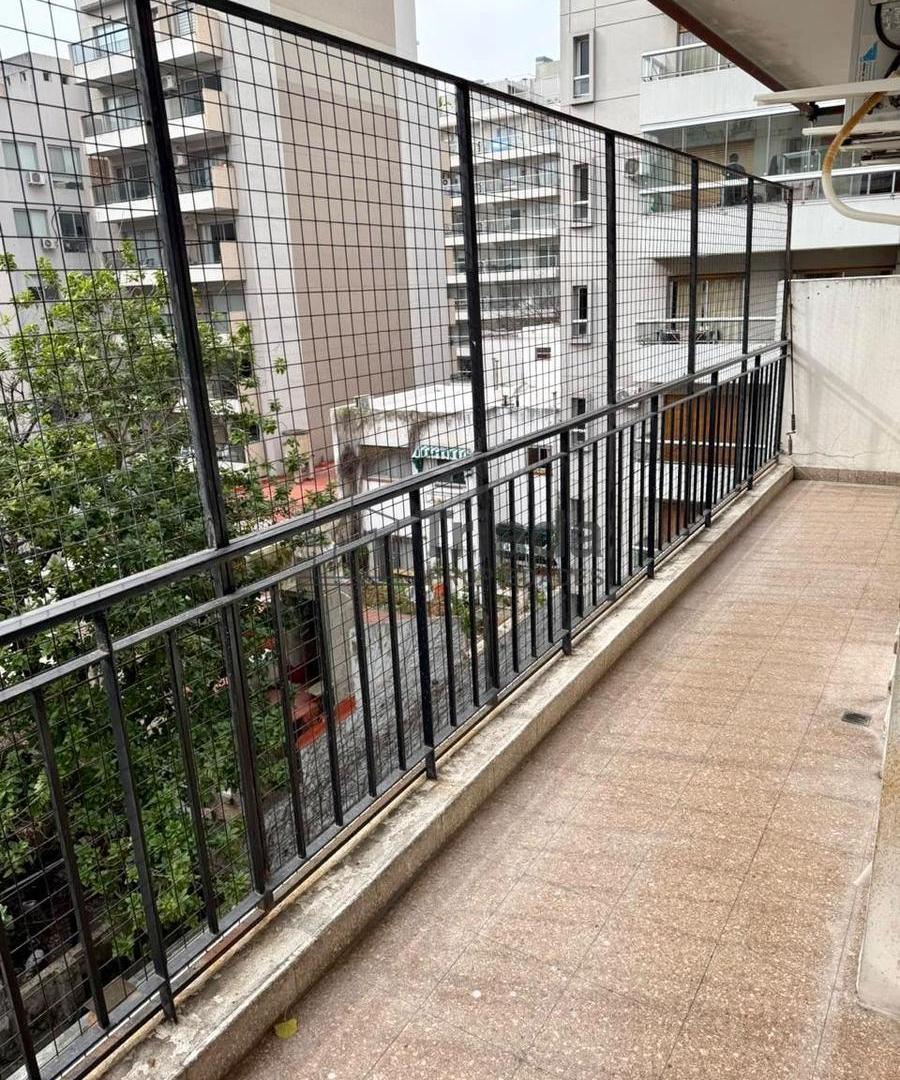 Foto de VENTA DEPARTAMENTO 4 AMBIENTES DEPENDENCIA COCHERA BAULERA MUY LUMINOSO, imagen 5