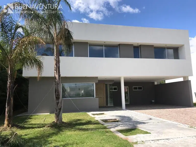 Impecable SE ALQUILA / SE VENDE - Fincas de Iraola II 2