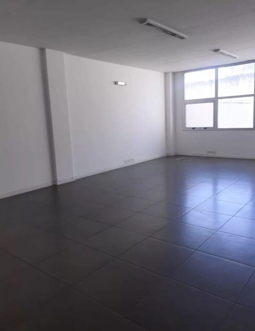 Foto de Oficina . | Av Rivadavia 14882, imagen 2
