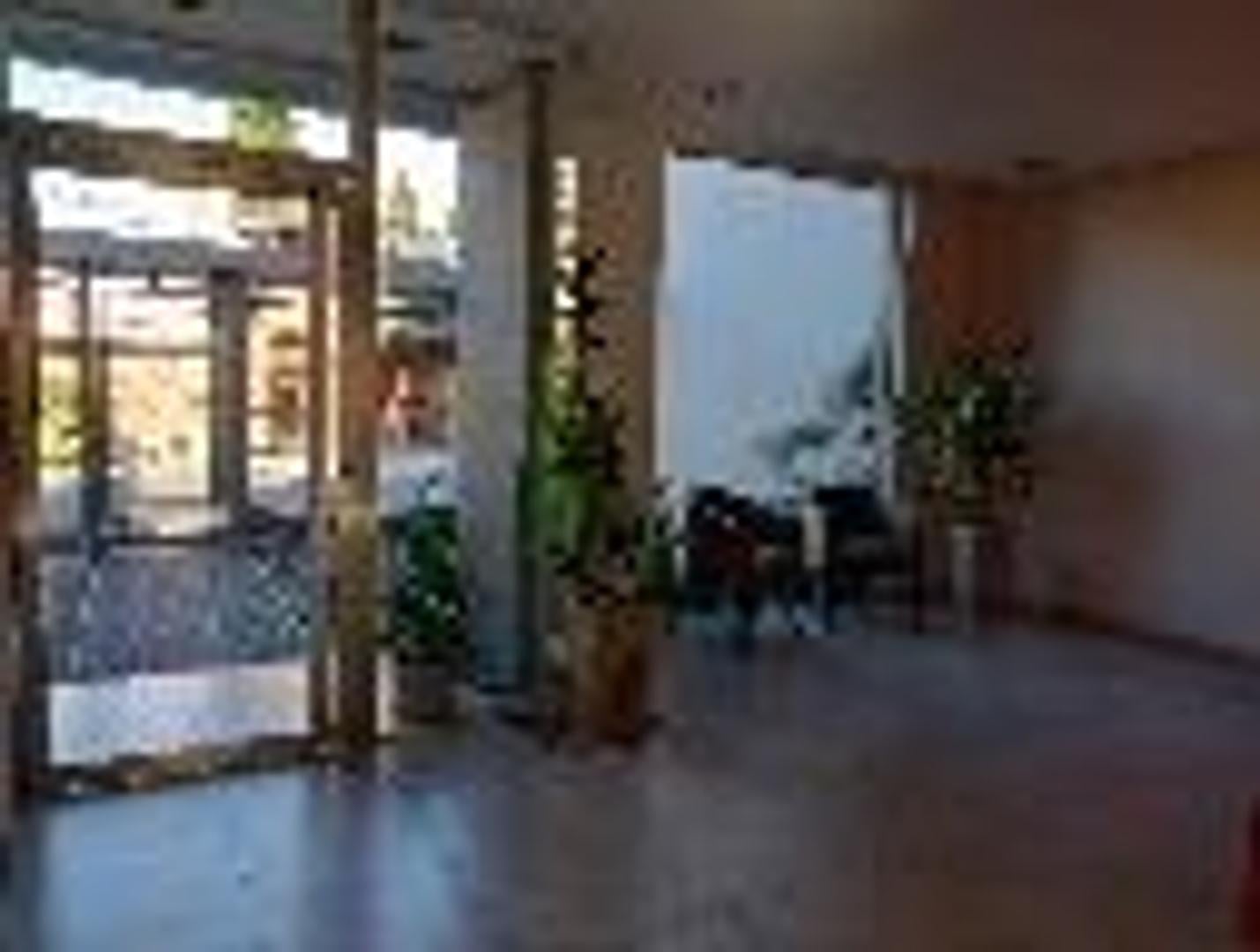 Foto de Piso 4 Amb c/cochera descubierta Brown 1013 Quilmes Este, imagen 3