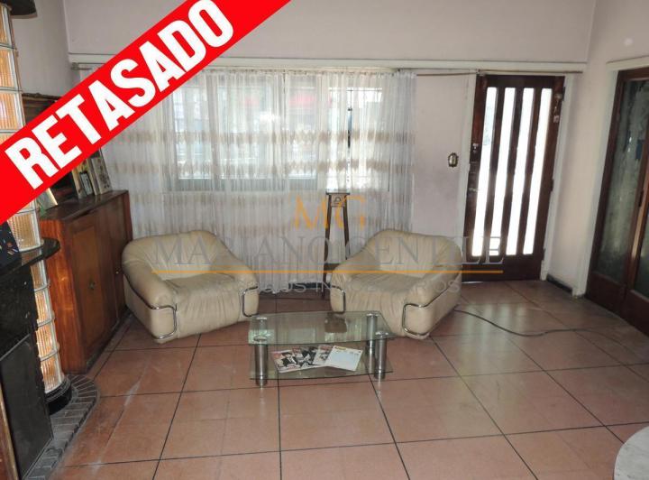 P.H./TIPO CASA de 6 Ambientes *Al Frente con COCHERA* 2