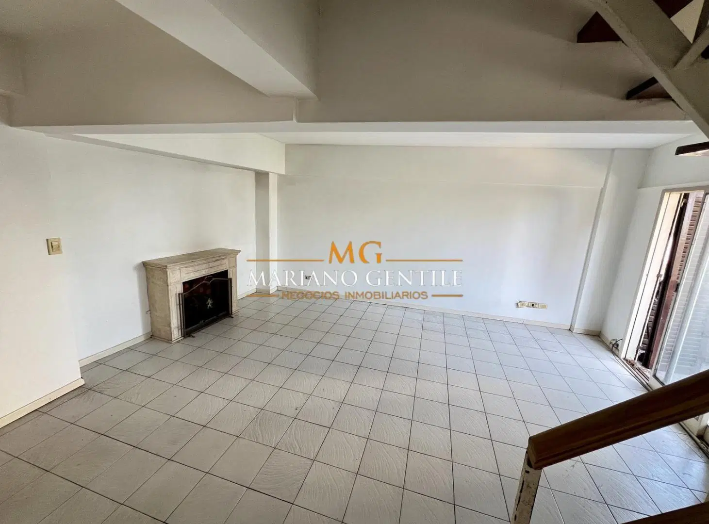 DEPARTAMENTO de 3 Ambientes “DUPLEX” 4