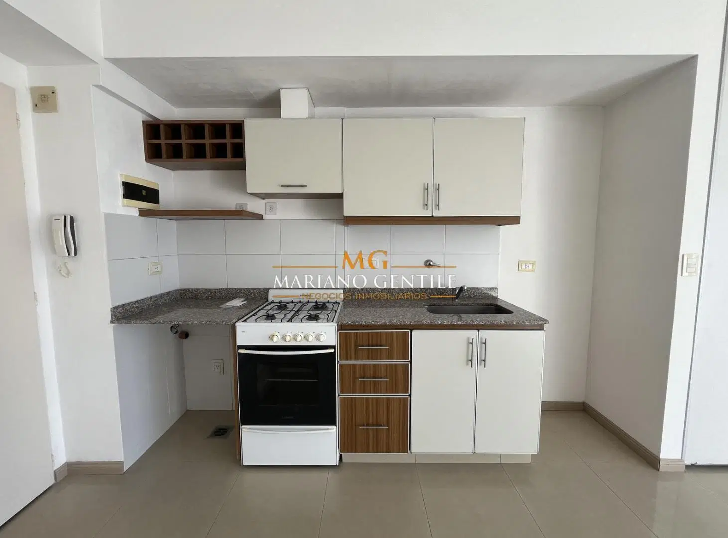 DEPARTAMENTO de 1 Ambiente “con BALCON” 5