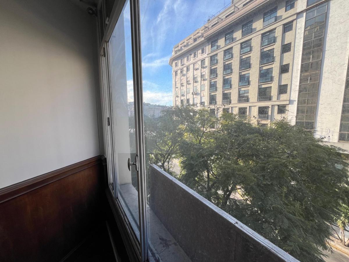 Oficina Diag. Norte 900 - Al Frente, 2 Bñ Propios, Gran Vista a Pasos Obelisco 5