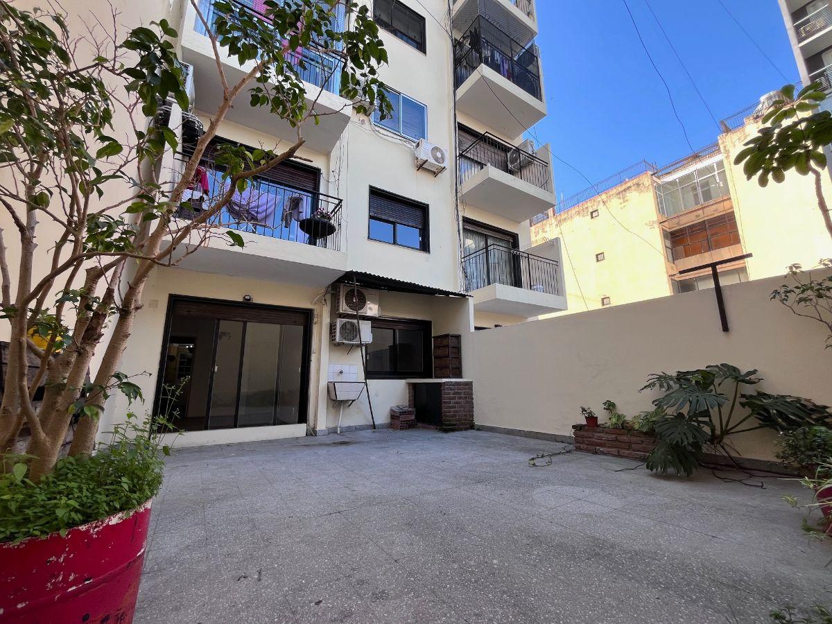 Foto de Departamento en venta en Monserrat. 2 ambientes con espectacular patio, imagen 5