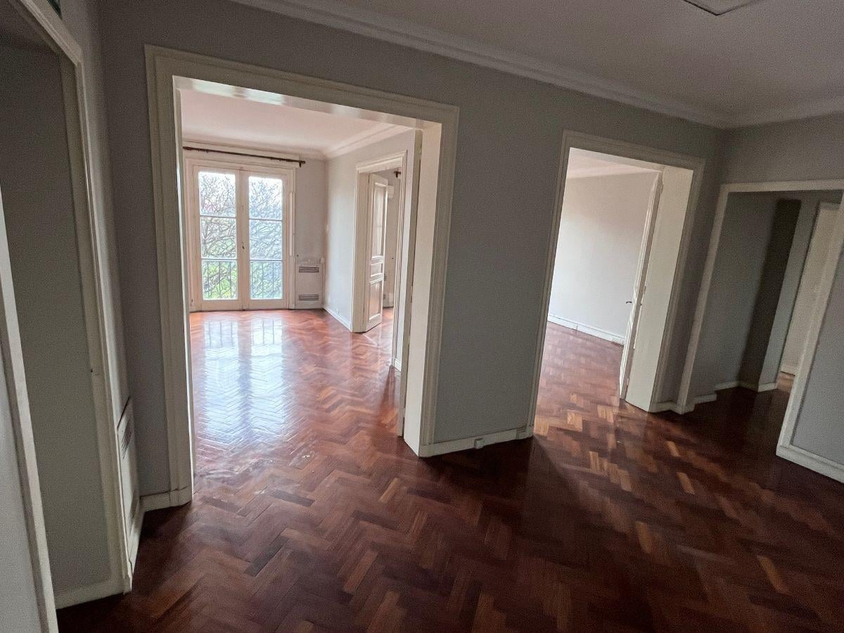 Foto de Piso en alquiler en Libertador y Austria - señorial - 2 cocheras, imagen 4