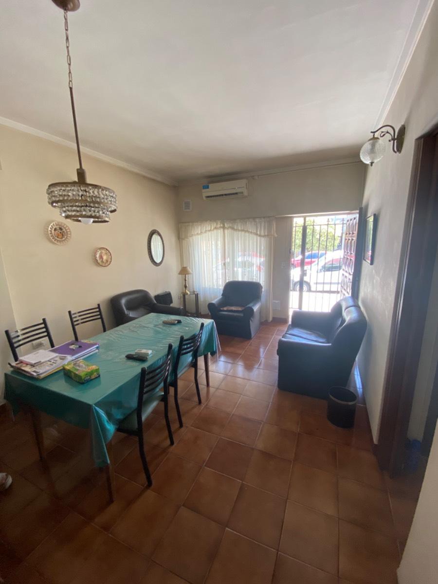 Casa en PH de 3 Amb. con Garage 5