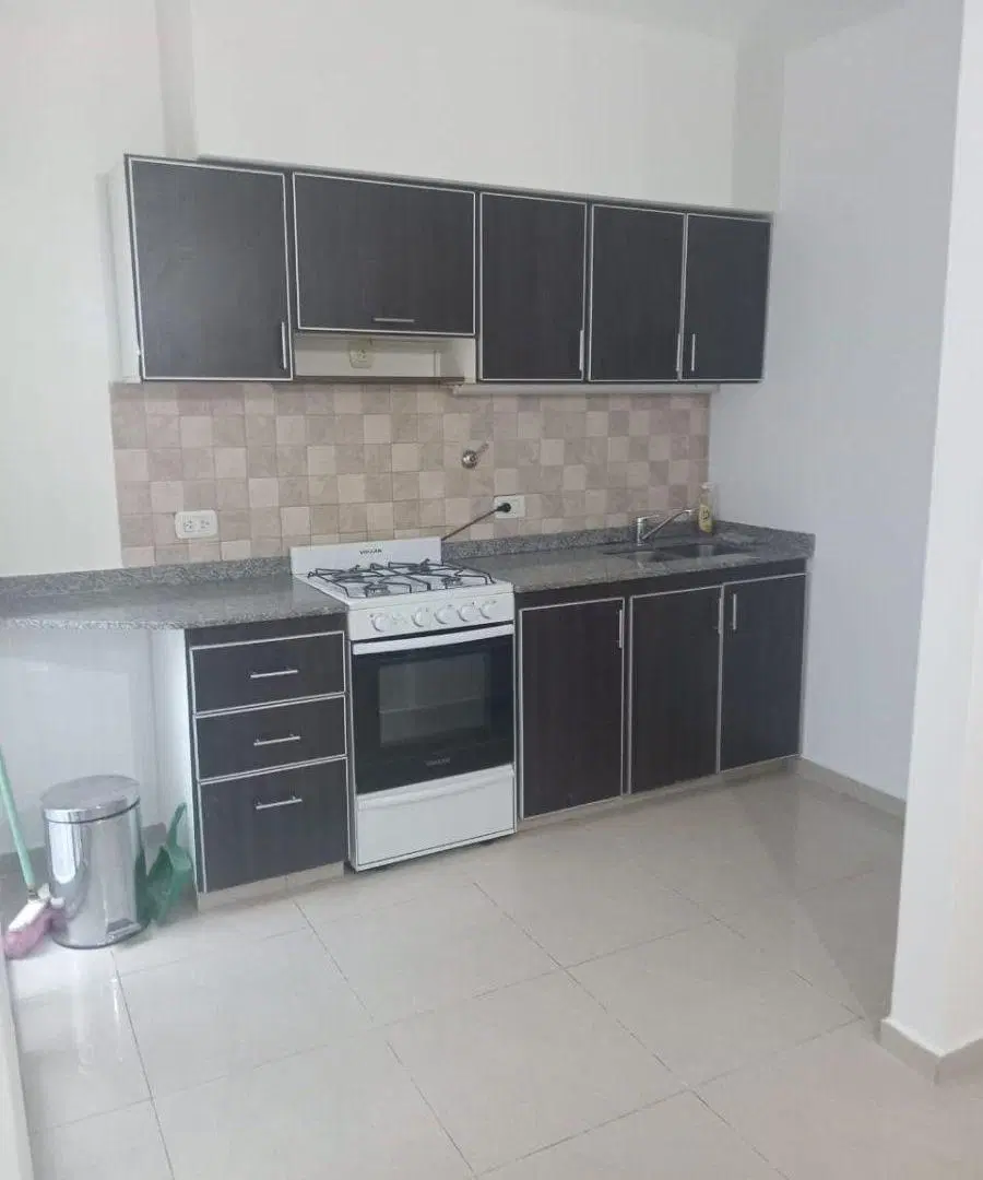 En alquiler! Dto. 2 amb. en planta baja con Patio 3