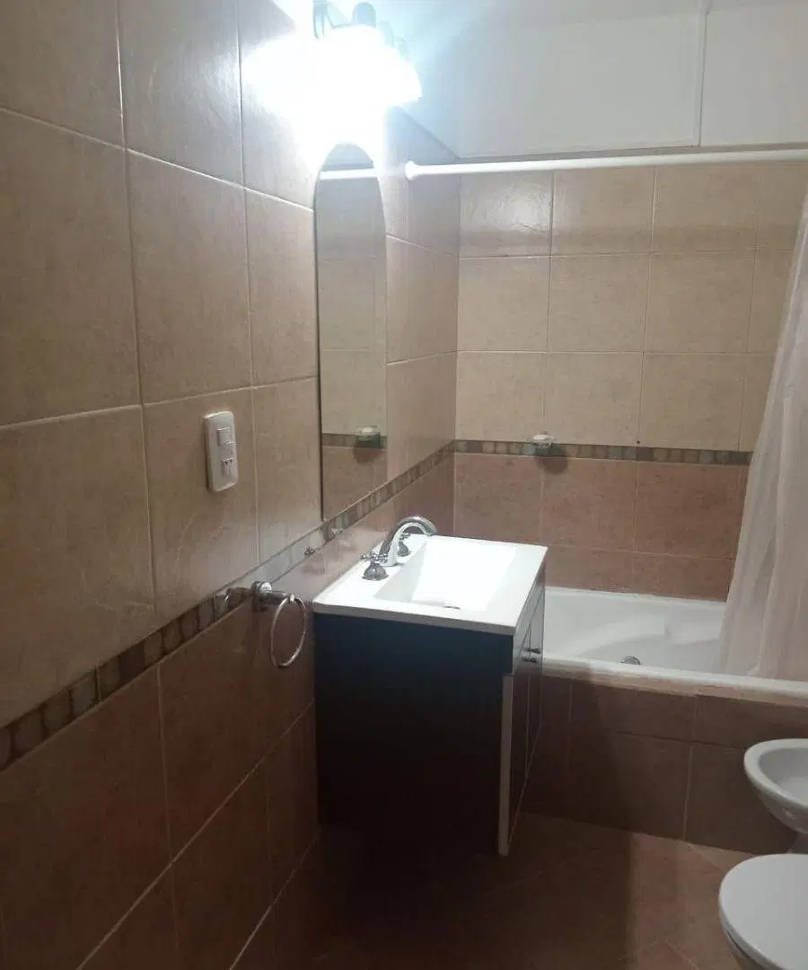 En alquiler! Dto. 2 amb. en planta baja con Patio 2