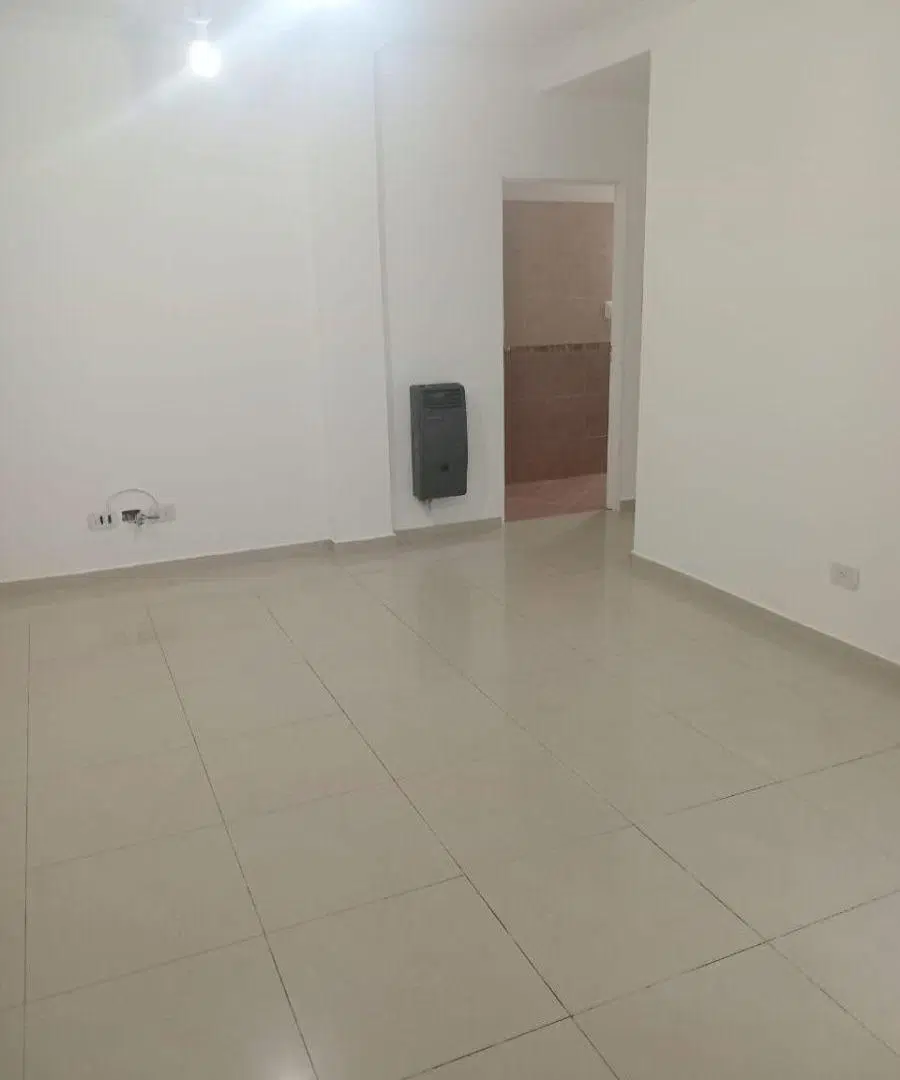 En alquiler! Dto. 2 amb. en planta baja con Patio 8