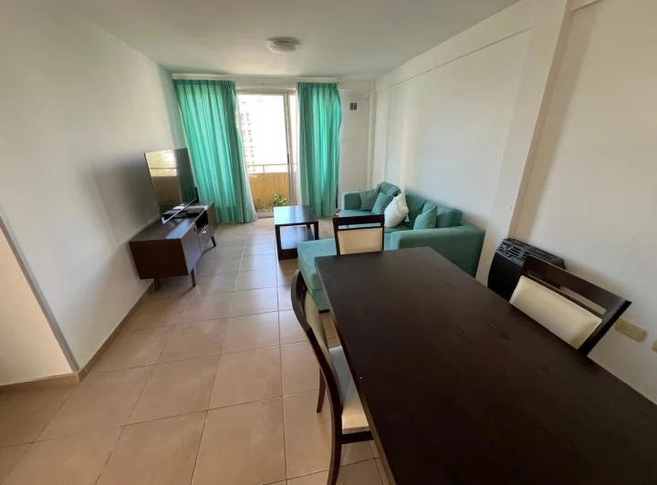 Departamento frente en alquiler  2