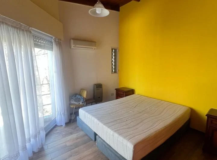 Departamento planta alta en alquiler  5