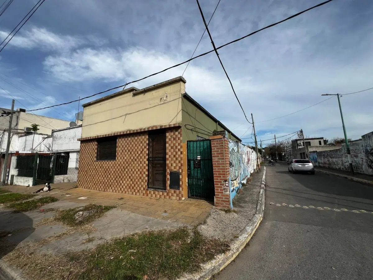 Casa en alquiler en 124 esquina 44 3