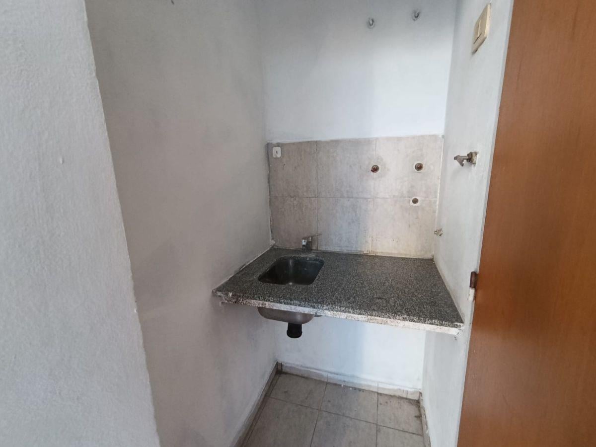 Foto de Local en alquiler en 60 entre 1 y 2, imagen 2