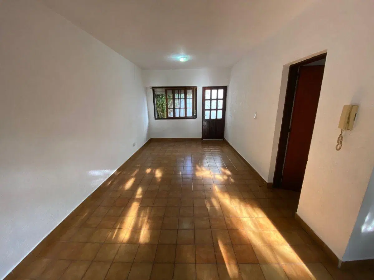 Monoambiente en alquiler en 119 entre 63 y 64 7
