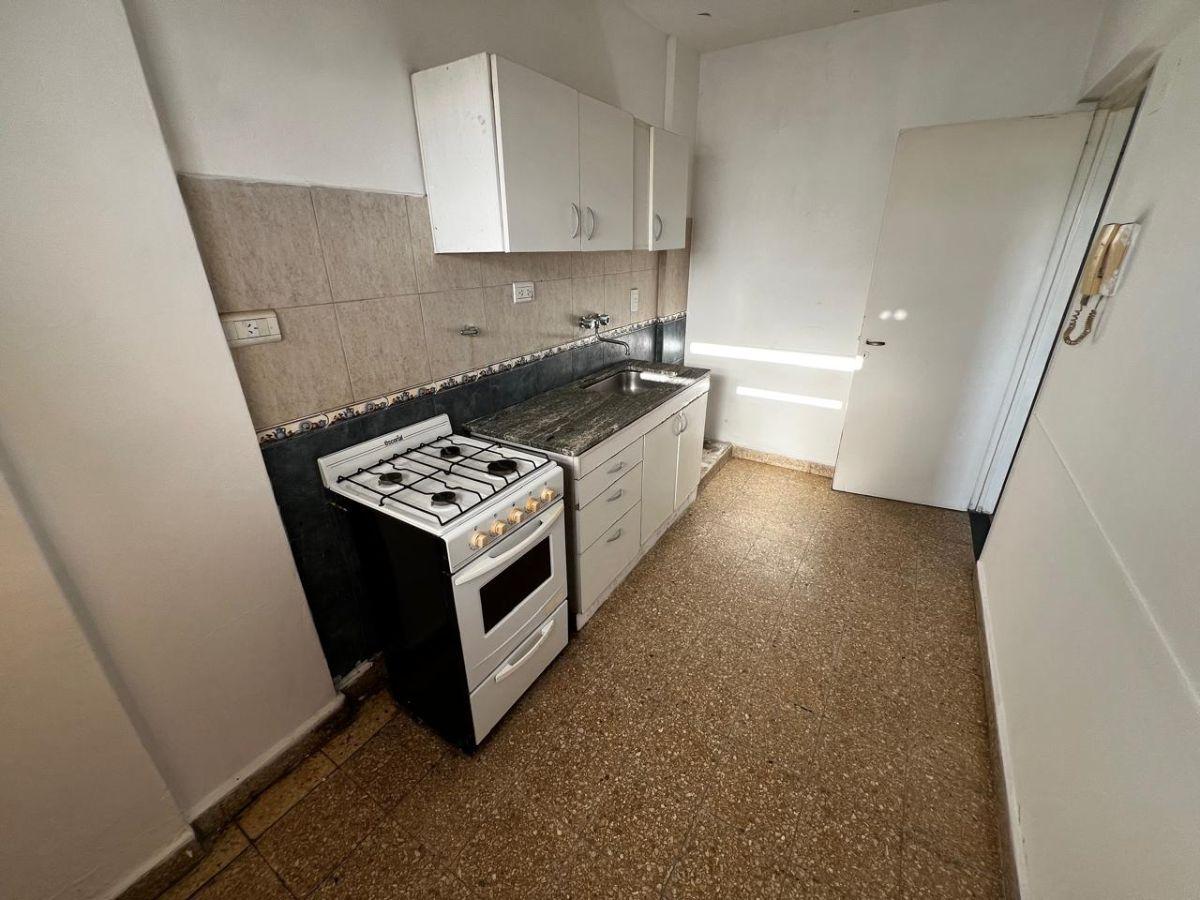 Foto de Monoambiente dividido en alquiler en 5 entre 43 y 44, imagen 1