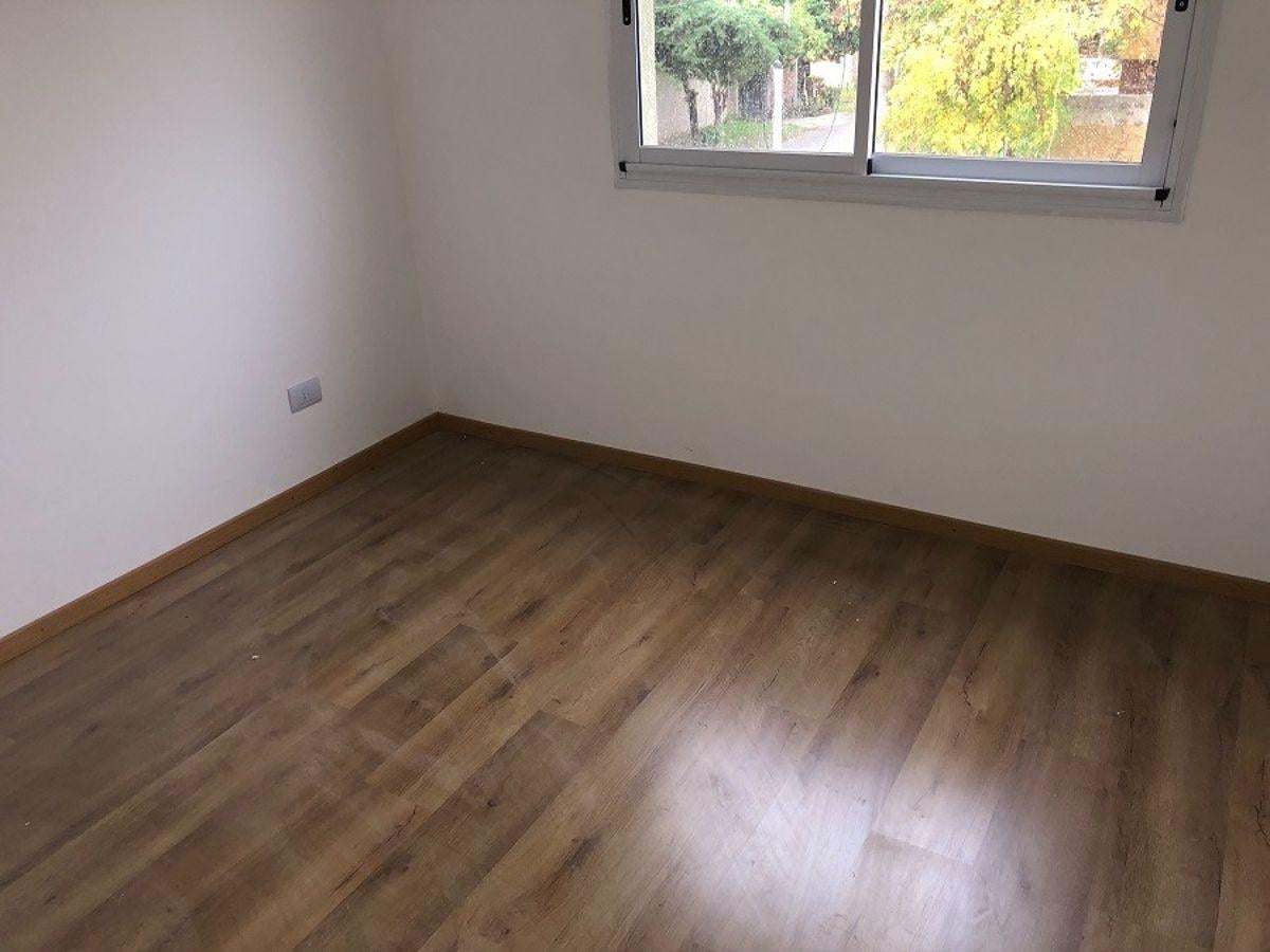 Foto de Duplex en alquiler en 136 entre 42 y 43, imagen 2