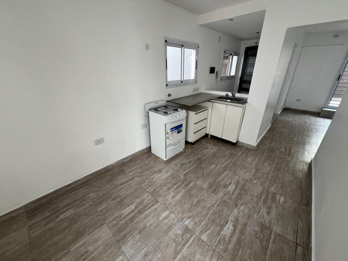 Foto de Departamento en alquiler en Boulevard 84 entre 69 y 70, imagen 2