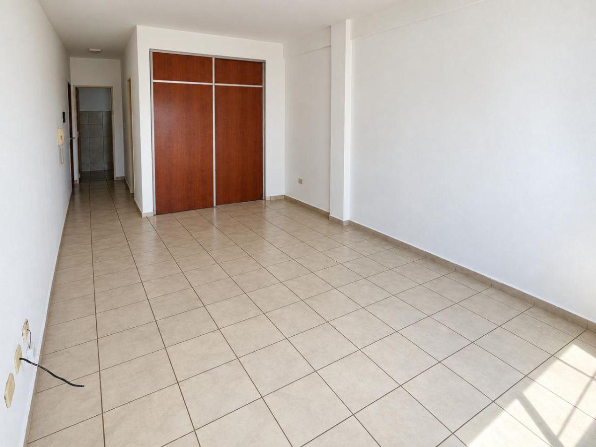 Foto de Monoambiente en alquiler en 66 entre 9 y 10, imagen 3