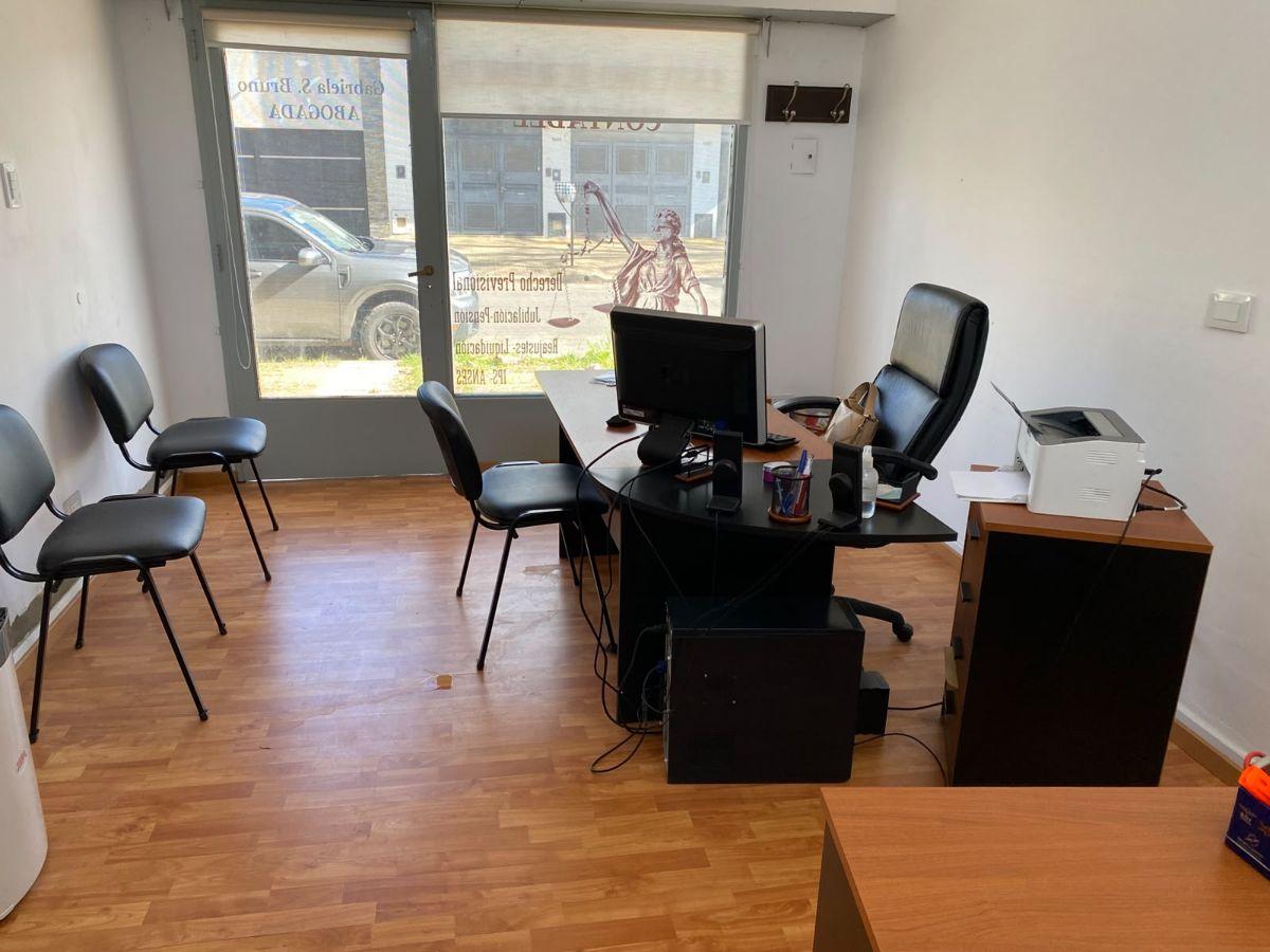 Foto de Oficina en alquiler en 58 entre 27 y 28, imagen 2