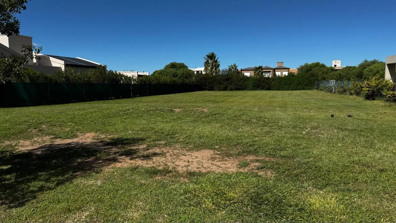LOTE 1500M2 HEREDADES 4