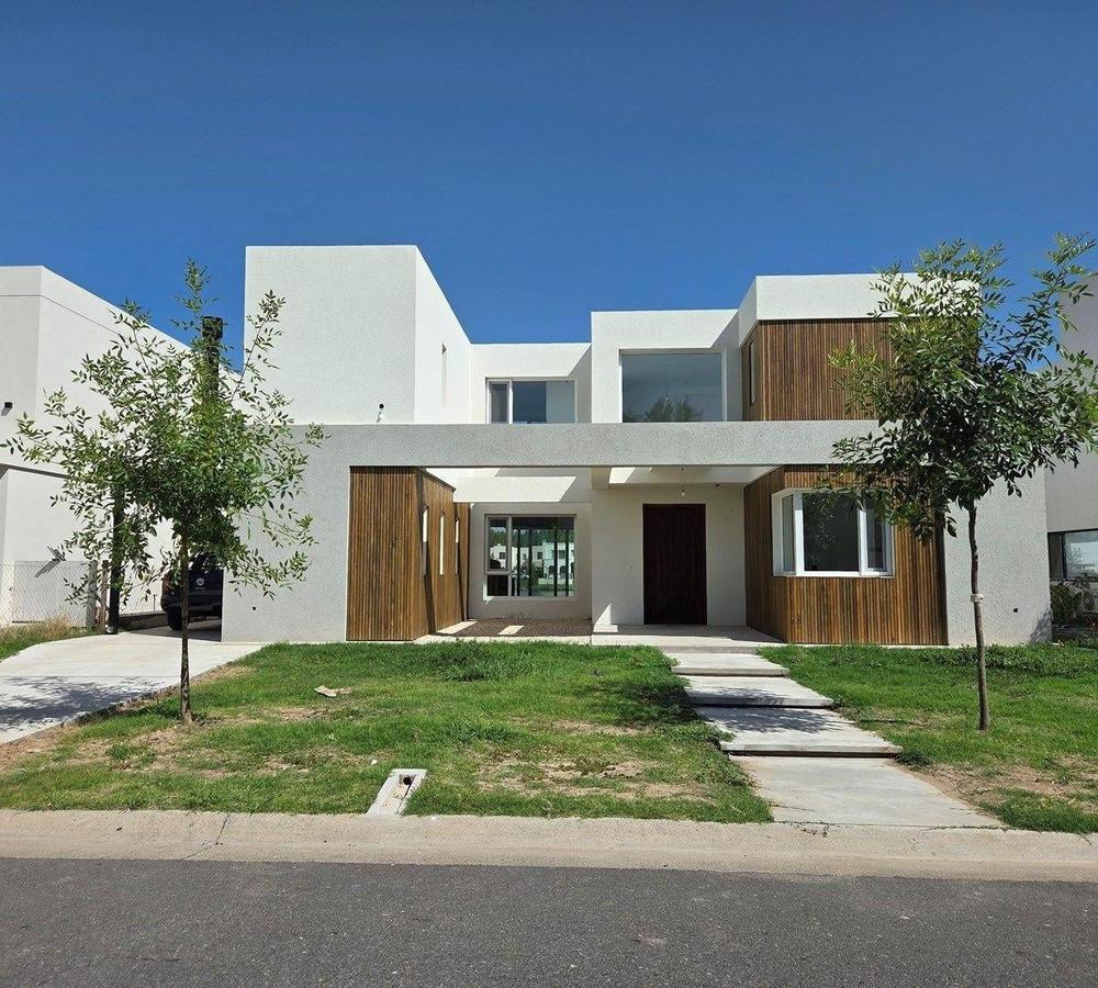 Casa en Venta en Santa Ana, Villanueva, Tigre
