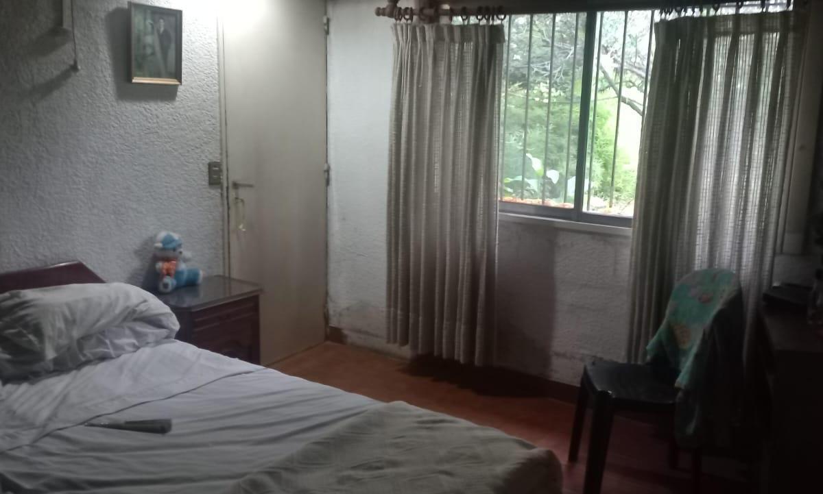 Amplia/luminosa Casa 4 Amb-2 baños-150 m² Parque-2 Cocheras-Piscina-Gym-Parrilla