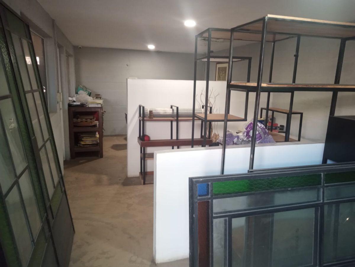 Foto de Galpón oficina patio | 220 m² de terreno | Fontana, imagen 4