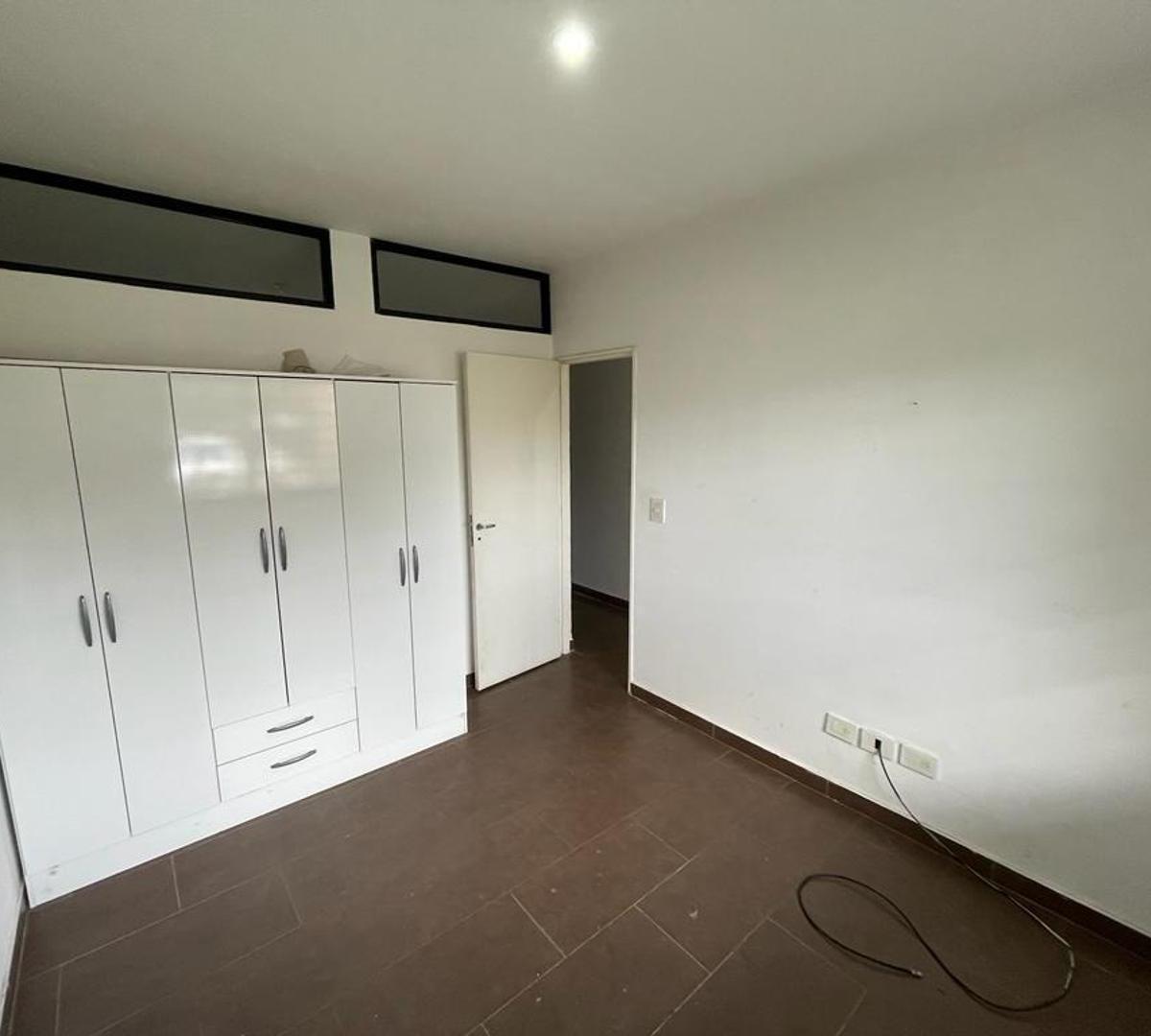Venta Departamento 2 Ambientes 45 m² Planta Baja San Miguel 3