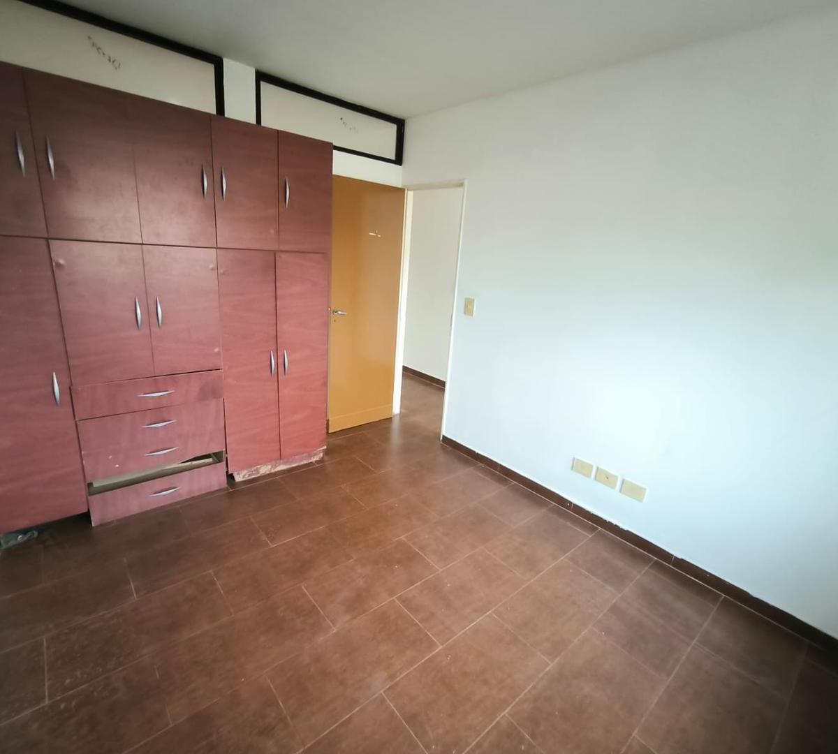Departamento 2 Ambientes en Venta con Cochera en San Miguel 5