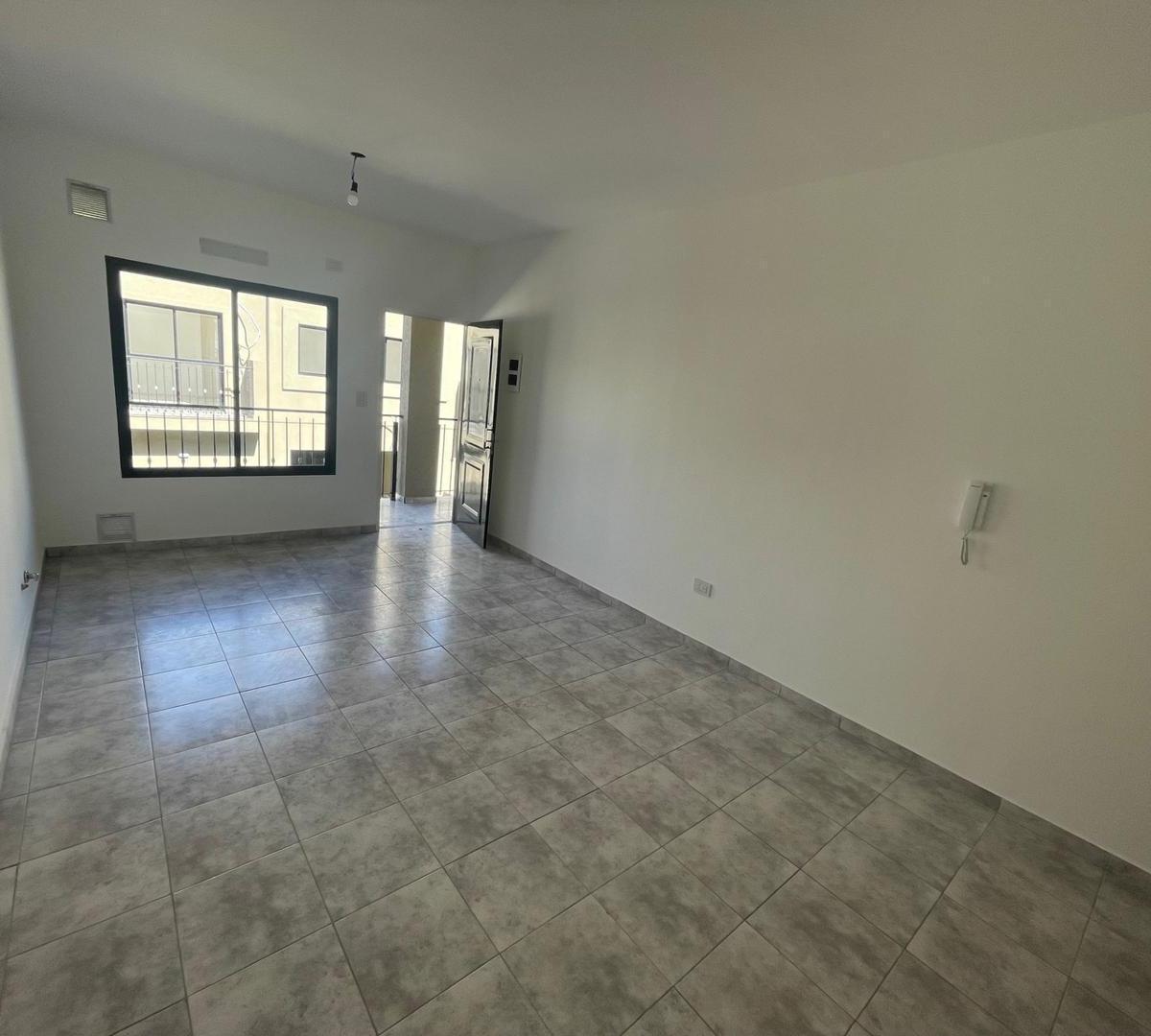 Departamento 2 Ambientes en Venta a Estrenar en José C. Paz 4