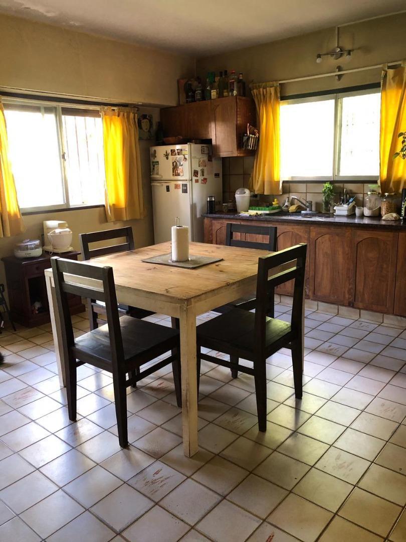 En Venta Casa con Pileta + Departamento - Bº Bello Horizonte 3