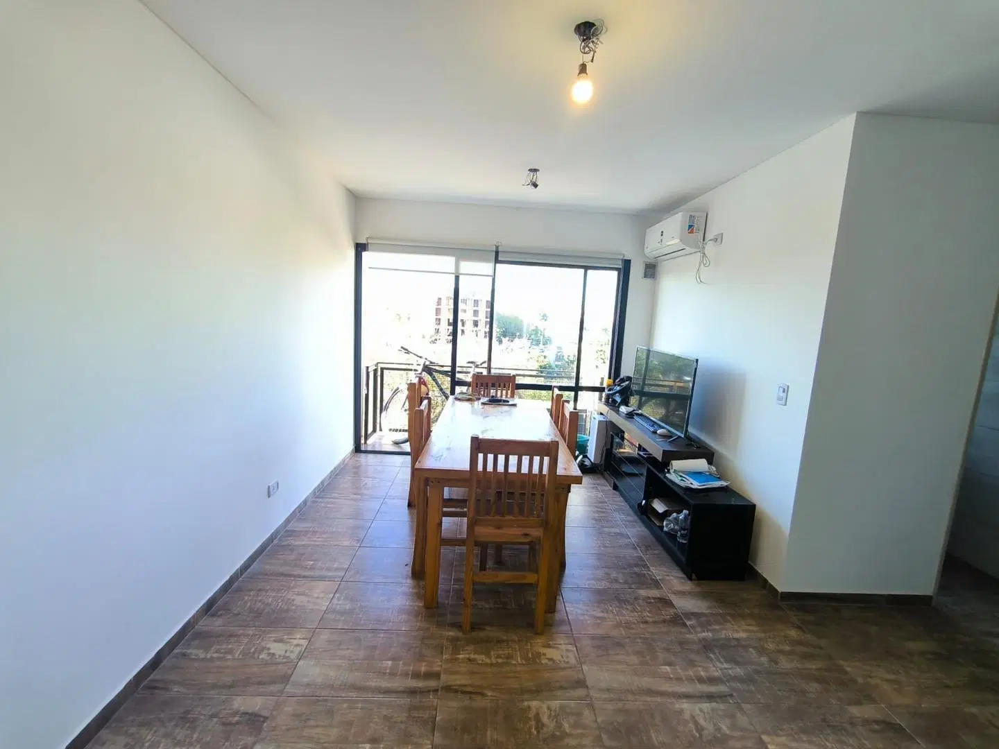 VENTA DE DPTO. 2 AMBIENTES CON COCHERA EN SAN MIGUEL 1