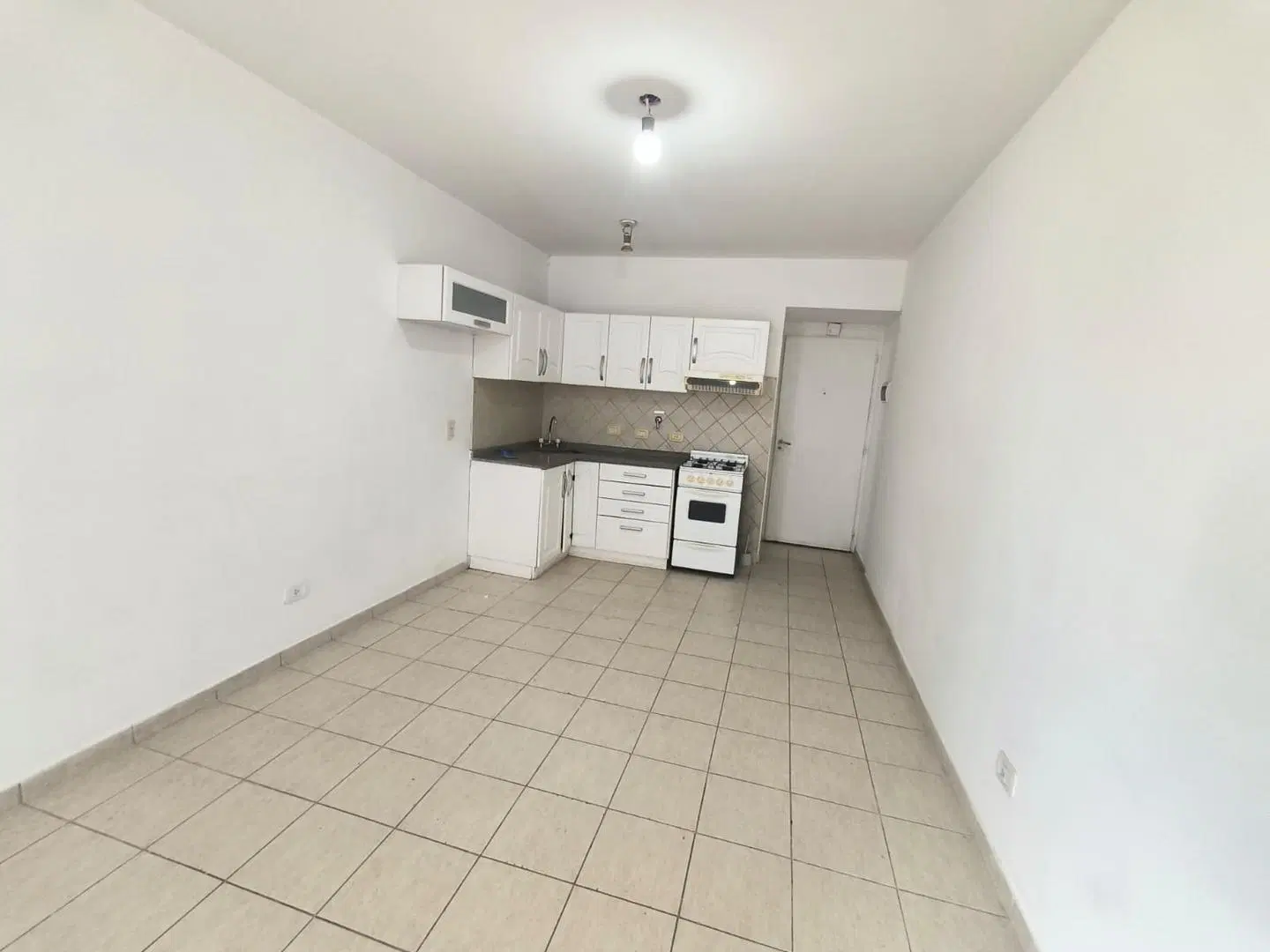 ALQUILER DE DPTO. MONOAMBIENTE EN MUÑIZ 5