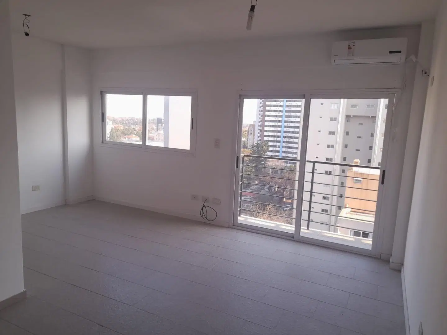 ALQUILER DE DPTO. MONOAMBIENTE EN MUÑIZ 2