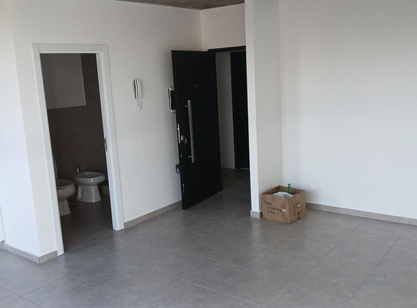 Foto de ALQUILER DEPARTAMENTO O OFICINA MONOAMBIENTE JOSE C. PAZ, imagen 3